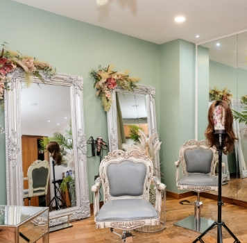 Bridgeen King Hair Loss & Hair Replacement Clinic